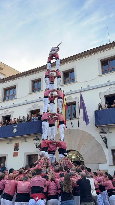 Gamma bàsica de 8 de la Colla Vella a Vallmoll