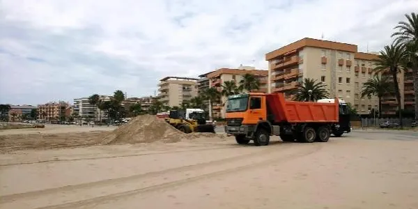 Es confirma que l’arribada de sorra a la platja d’Altafulla provinent del Port de Torredembarra s’iniciarà dilluns