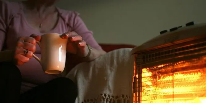 Acció Social busca mantes i estufes per donar-les a qui pateix pobresa energètica
