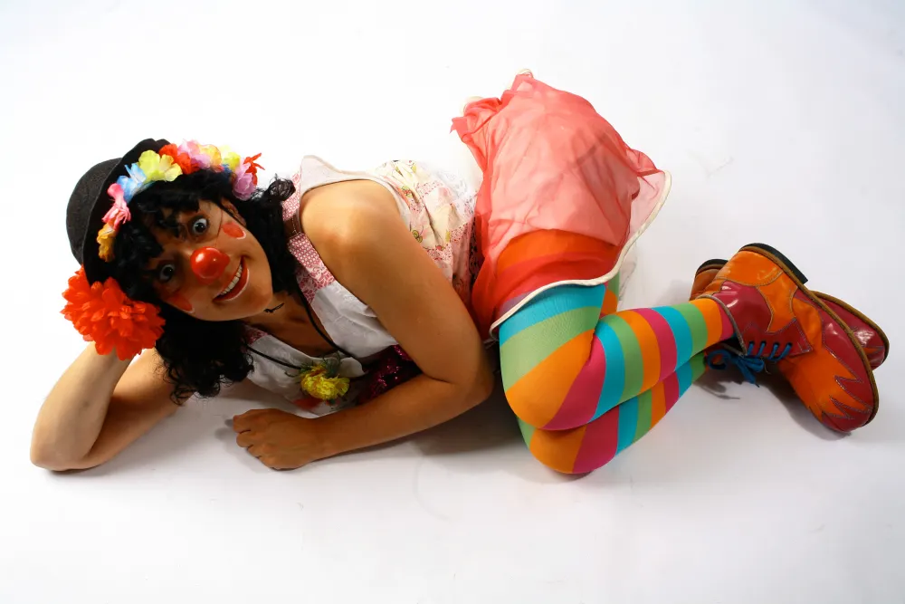 Màgia i clown amb Xicana al Centre Cívic Poblenou