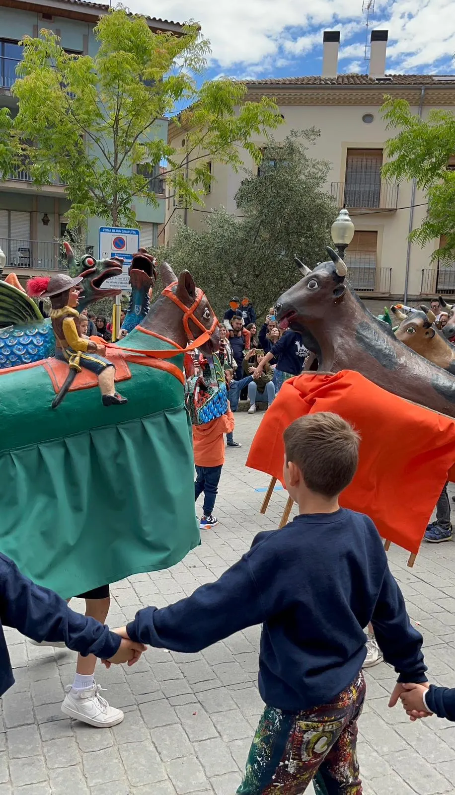 Torna la Trobada de gegantons i altres elements folklòrics per la Fira de Sant Isidre