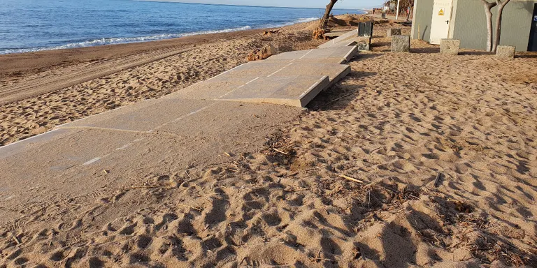 Pineda espera rebre 850.000 de l'Estat, la Generalitat i la Diputació de Barcelona per ajudar en les despeses del Glòria i la restauració de la platja
