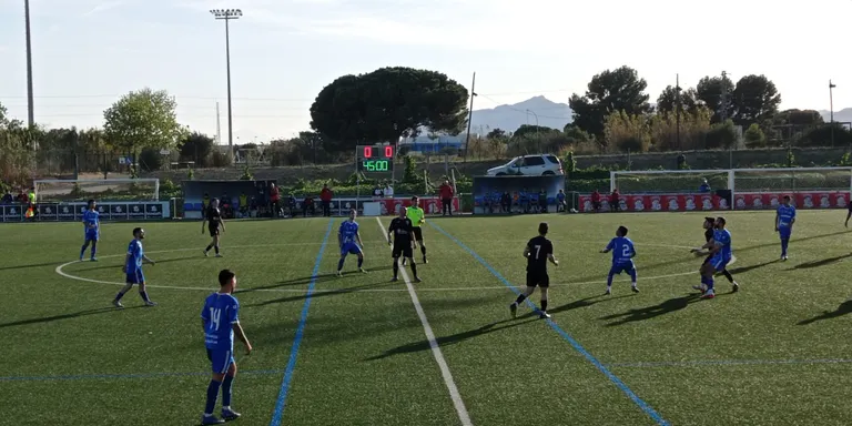 El Cambrils Unió perd davant el Reddis el primer partit del Play-off d’ascens a Primera Catalana