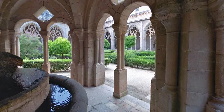 Comencen els treballs de restauració del claustre gòtic del Reial Monestir de Santes Creus