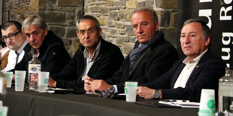Els ajuntaments del Pallars Sobirà estudien deixar de pagar el cànon de l'aigua pel cas Doctor Music
