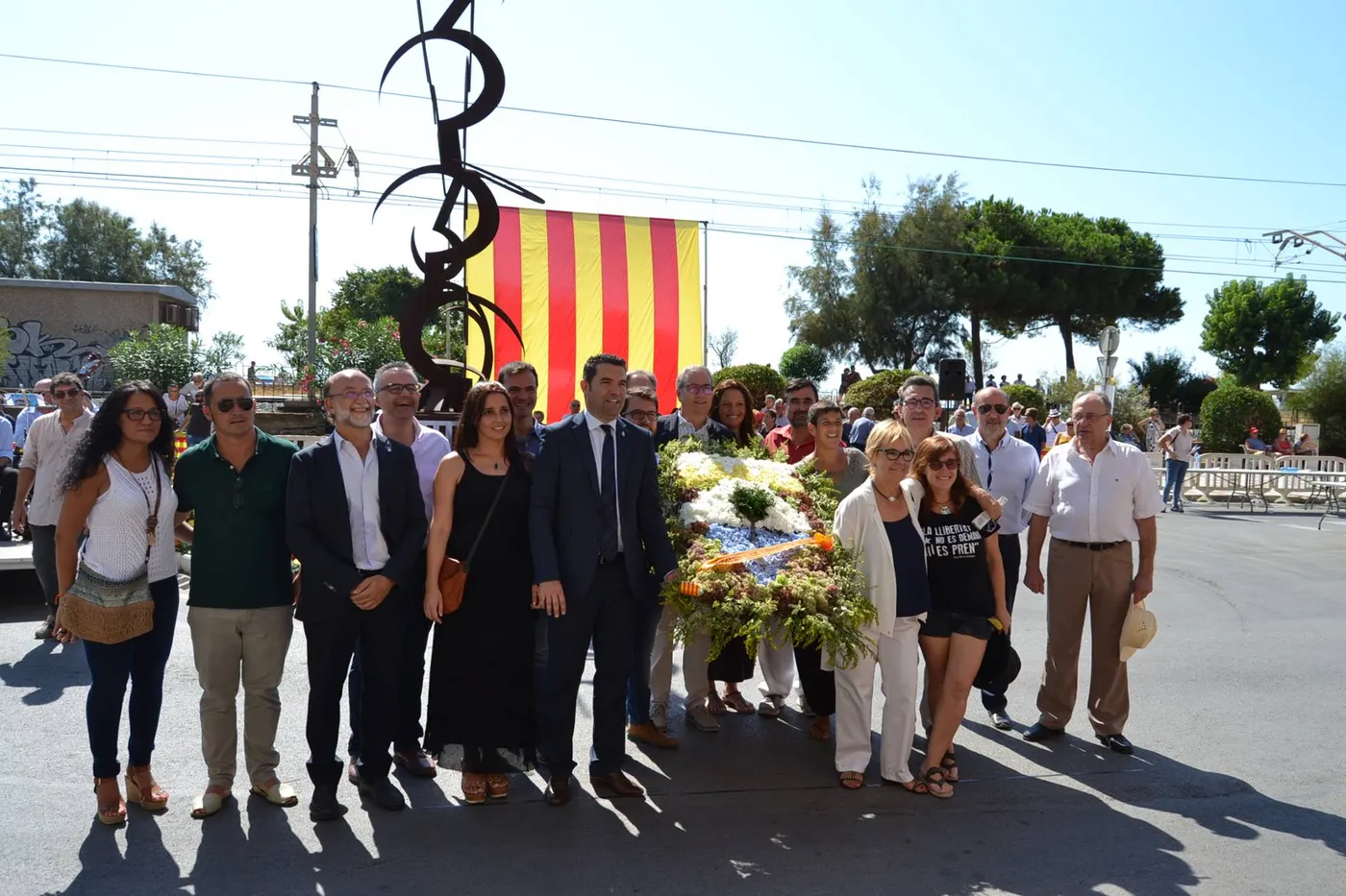Les entitats que vulguin participar a l'ofrena de l'11 de Setembre han de presentar instància