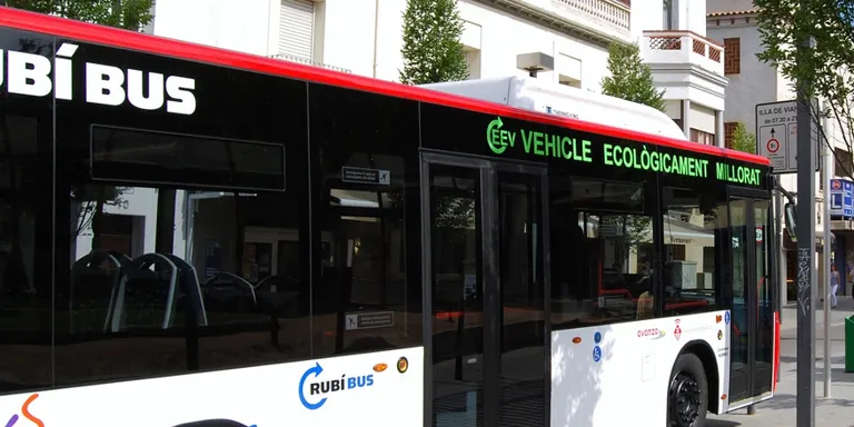 Els autobusos de Rubí informaran a temps real dels horaris i les incidències