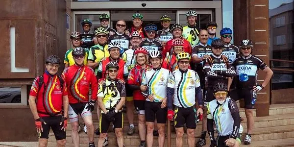 La Penya Ciclista d’Altafulla culmina la Sortida Social 2018 a Monzón