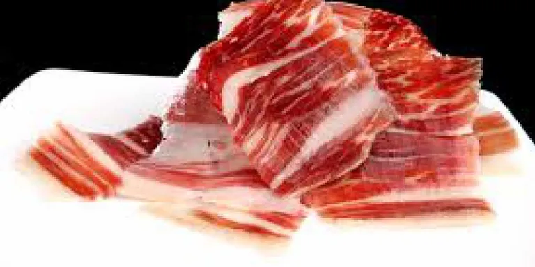 Nova data pel tall de pernil a la Residència Mas Vell
