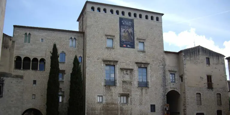 Inauguren l'exposició 'Guinovart, Referents vitals' al Museu d'Art de Girona