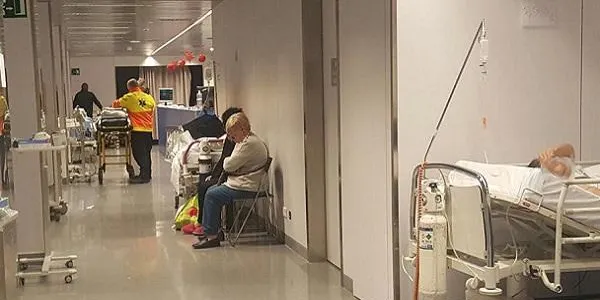 Els hospitals tarragonins han d’obrir més llits per fer front a la grip