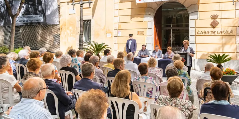 Es presenta el llibre “Poemes Constantinencs (1916-1923)” de Mossèn Ramon Bergadà
