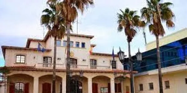 Roda de Berà aprova una moció per demanar als governs de l'Estat i de la Generalitat que incrementin els fons destinats als ajuntaments