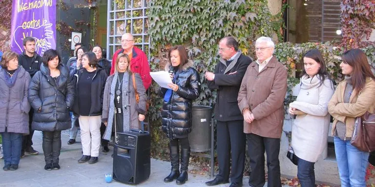 La lectura del manifest, acte central del Dia Mundial Contra la Violència Masclista