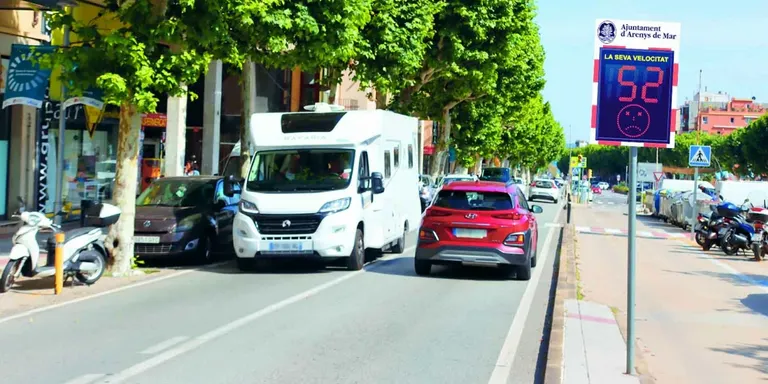 Arenys de Mar tindrà radars pedagògics i passos de vianants intel·ligents