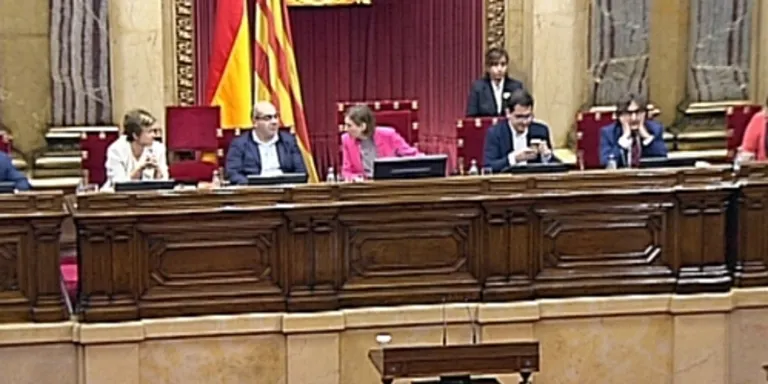 El Govern català convoca el referèndum de l'1 d'octubre