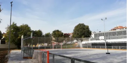L’Ajuntament dona llum verda a la construcció de la coberta de la pista esportiva de l’institut Manolo Hugué
