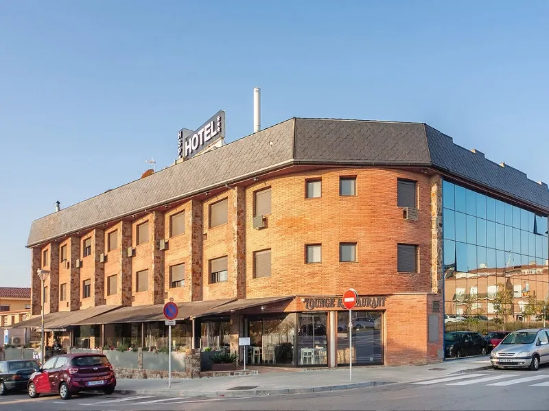 L'Hotel Sant Pere II, a Rubí