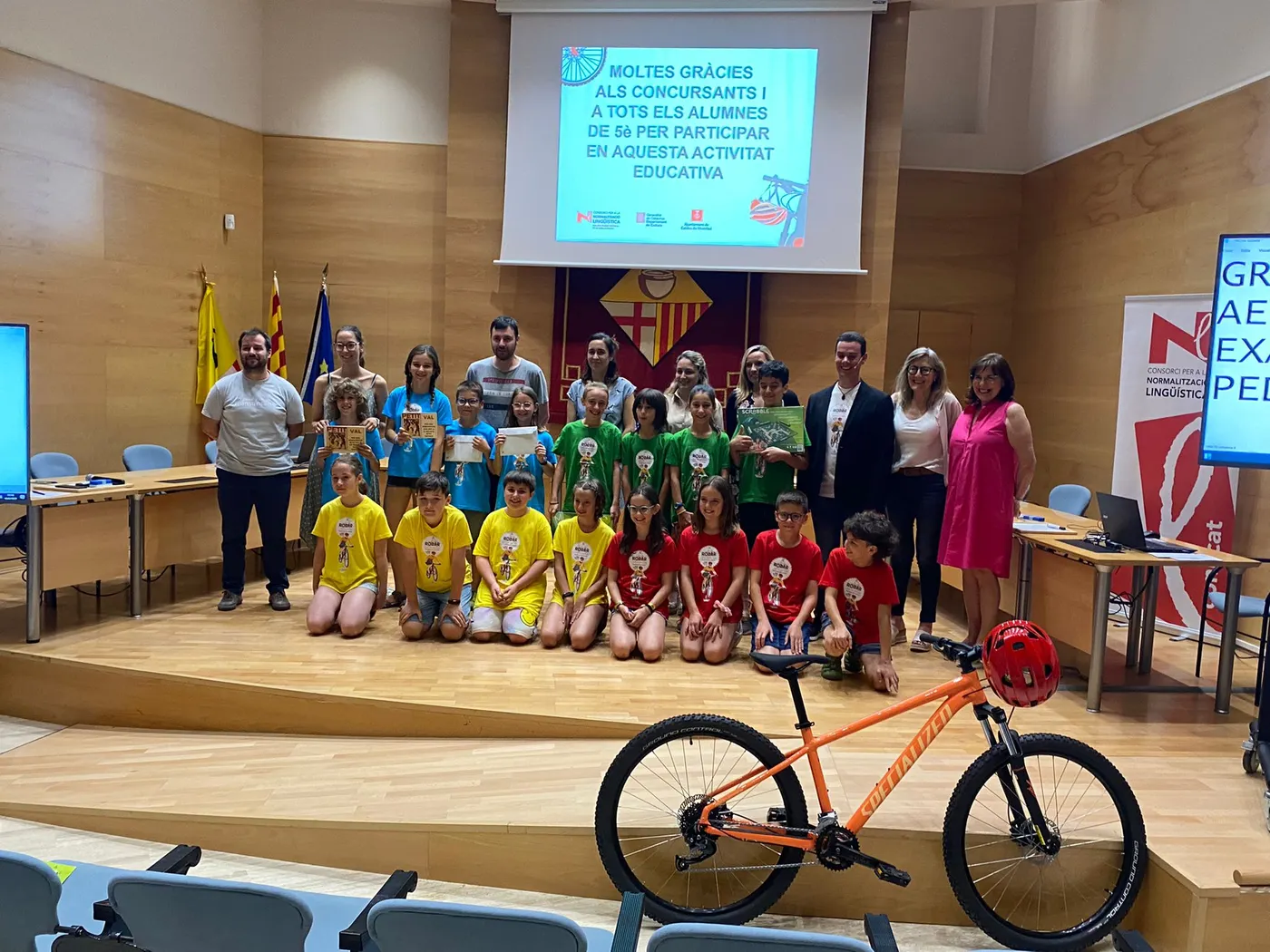 Alumnes calderins de 5è de Primària participen a la 6a edició del Gran Dictat