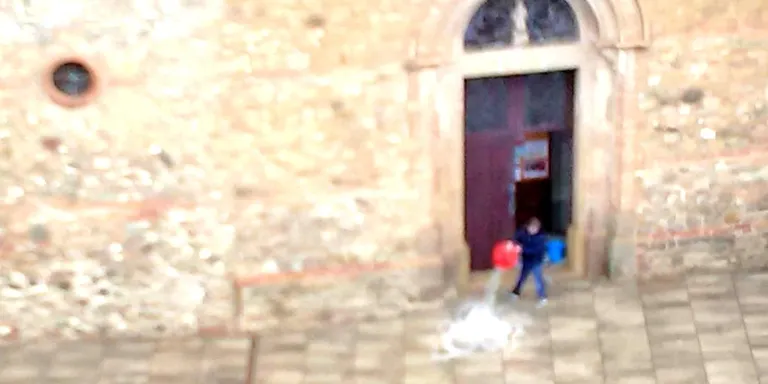 Petita inundació a l’església de Sant Pere