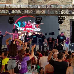 Los Mickis preparan su histórico concierto de la preferia de Utrera - episode art