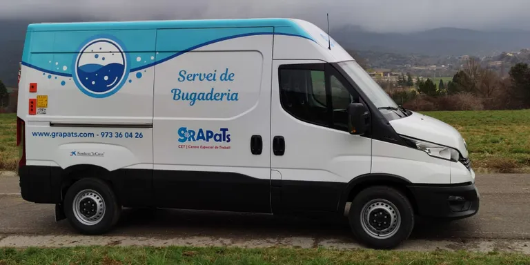 Acord entre Grapats i la Fundació La Caixa per a la compra d'una furgoneta