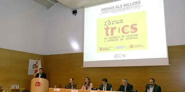 Els estudiants de 2n de Batxillerat de l’Institut d’Altafulla participen al XII Fòrum de Treballs de Recerca i Crèdits de Síntesi