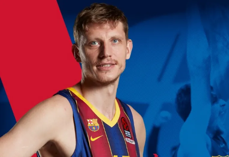 Artem Pustovyi deixa el Barça
