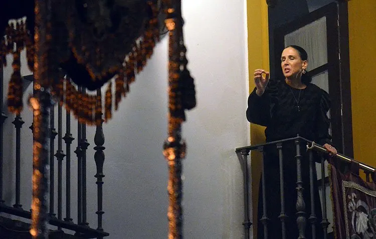 La saetera Consolación García Segovia y la antigua capilla del Cristo de los Milagros, en el programa ‘Semana Santa en la Campiña’