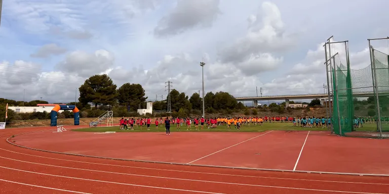 Els IV Jocs Esportius Escolars de Cambrils se celebren amb la participació de gairebé 400 alumnes