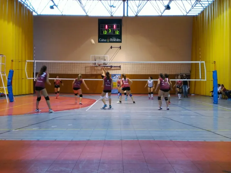 Bon partit de les nostres davant de l'Olot