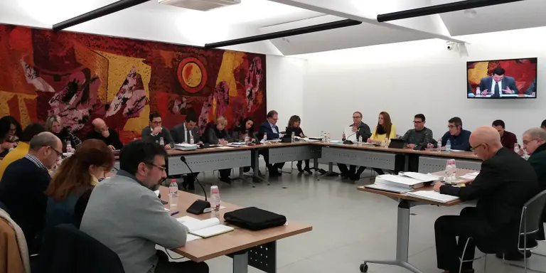 El ple del mes d'abril té 10 punts a l'ordre del dia amb dues mocions