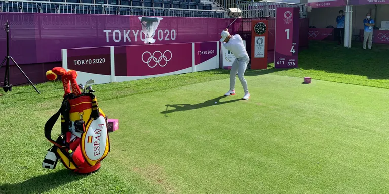Suspesa la primera jornada de golf amb Arnaus amb 3 cops sota par