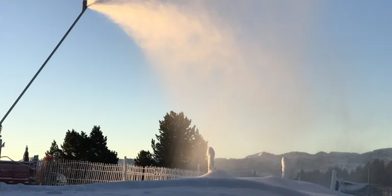 Lles de Cerdanya incorpora la innivació artificial