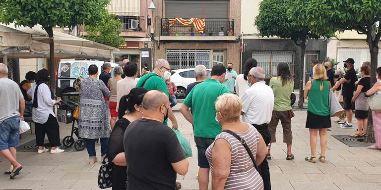 Sílvia: «Ens van desnonar per no poder pagar el pis i fa més de dos anys que vivim en una habitació d'una pensió»