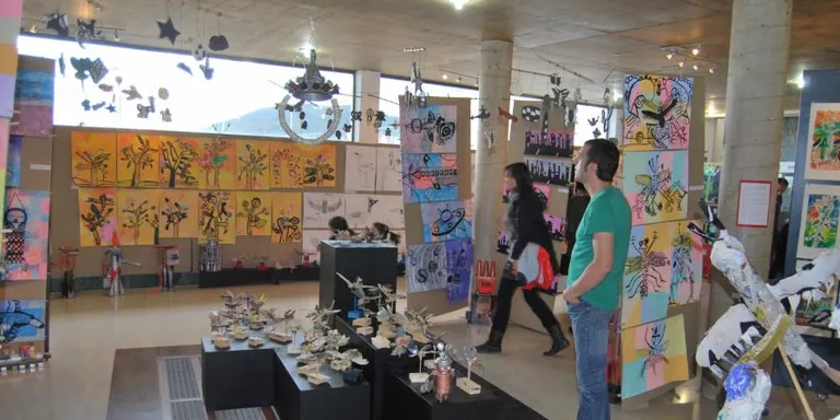 El Taller d'Art atura les seves classes i treballa per recuperar-les abans de l'estiu