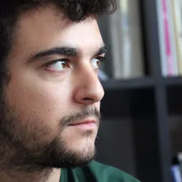 Entrevistes de la Justa del 14/1/2021 — Retorn d’Adrià Carrasco: exili, amnistia i Operació Judes + Secció de vins: Viognier del Matarranya (Venta d’Aubert) - episode art