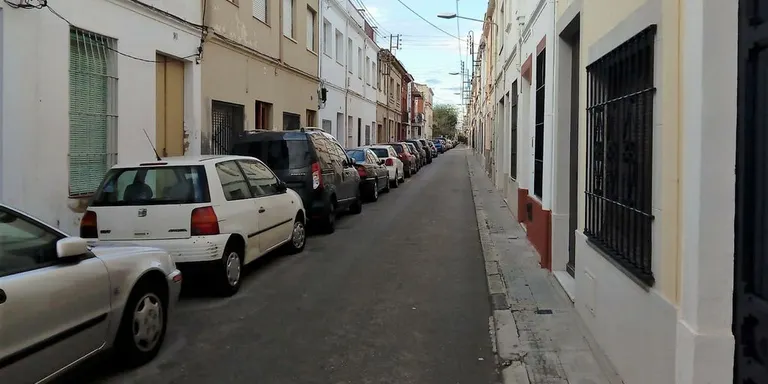 Obres al carrer Sant Ramon per transformar-lo en carrer de prioritat per als vianants
