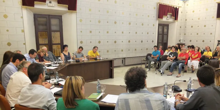 Descartada una moció de Progrés per suspendre les contractacions amb la consultora Efial