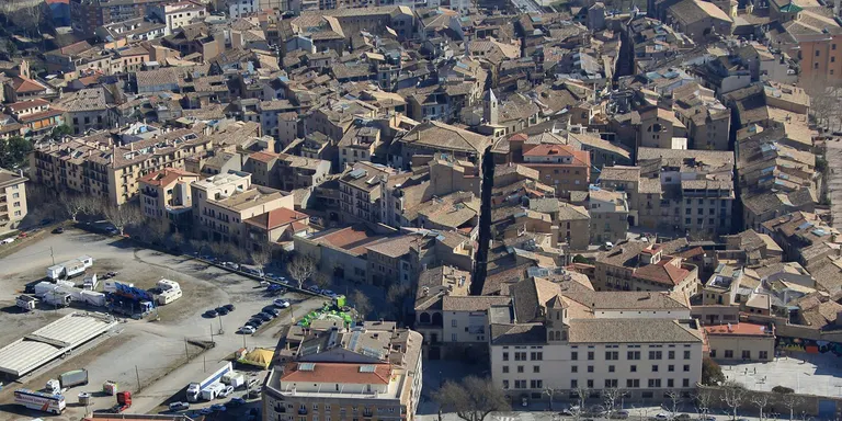 L'Ajuntament de Solsona suspendrà l'atorgament de llicències de pisos turístics durant un any