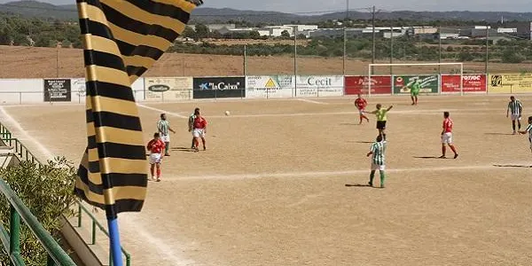 La instal·lació de la gespa artificial a l’estadi municipal Joan Pijuan d’Altafulla s’iniciarà al mes de maig