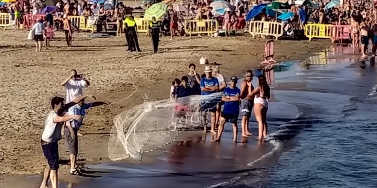 La celebració de Sant Joan dona pas a la Festa Major de Sant Pere