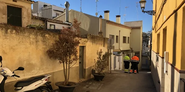 Intenten cremar per tercer dia consecutiu la casa del carrer de la Perera