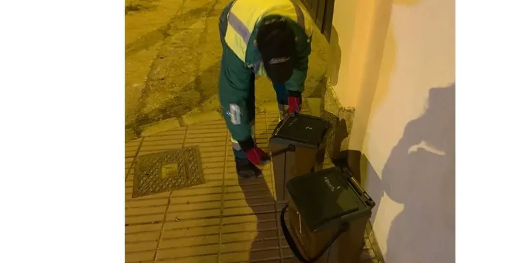 Agramunt recull, la primera setmana del porta a porta, gairebé la meitat d'orgànica que recollia en un mes
