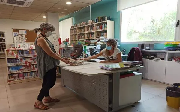 La Biblioteca d'Altafulla instal·la nou mobiliari i romandrà tancada des d'aquest divendres fins al pròxim dimarts