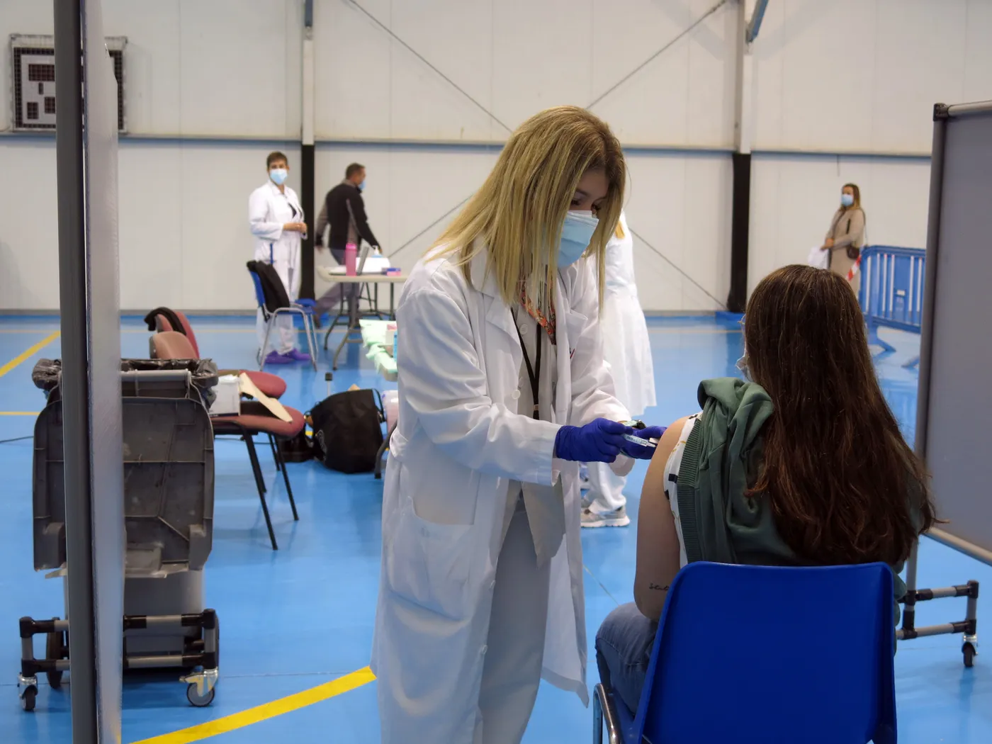 Salut obre la vacunació per a les persones entre 35 i 39 anys