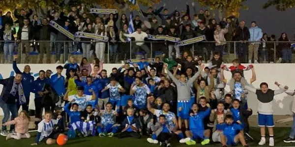 La Torre s’imposa a la Riera en un final totalment boig (1-2)