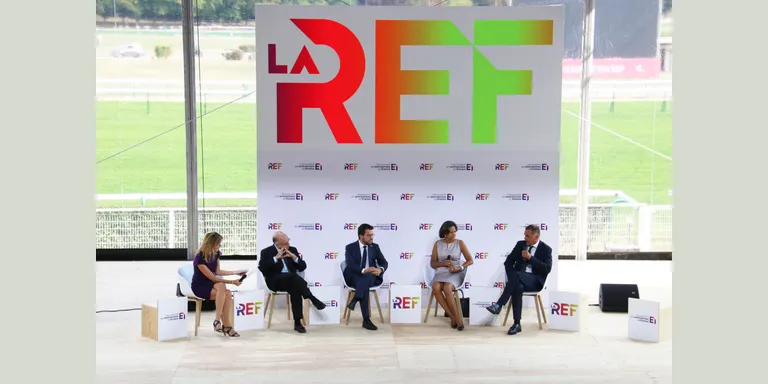 Aragonès defensa a París que la solució al conflicte amb l'Estat sortirà de la taula de diàleg i no d'Europa