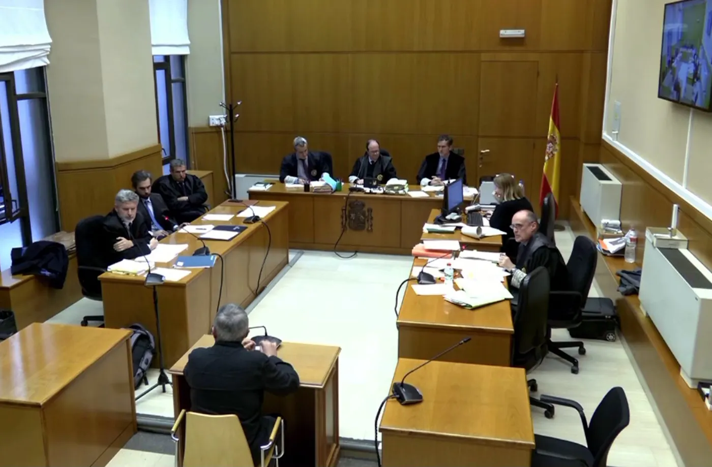 Vist per a sentència el judici: el cap de la policia local nega que s'amenacés l'hoteler que allotjava policies nacionals l'1-O