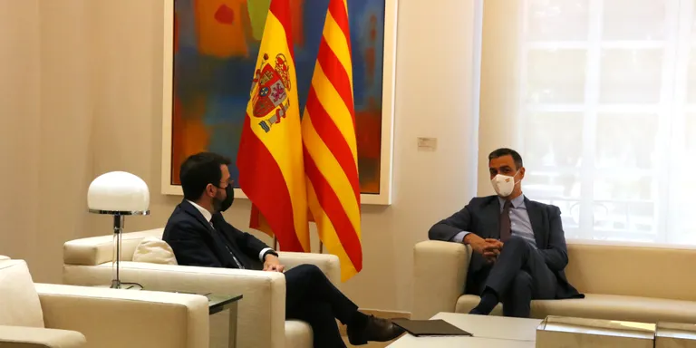 Estat i Generalitat reprenen la Bilateral tres anys després amb una cinquantena de demandes sobre la taula